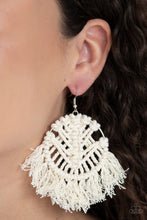 Load image into Gallery viewer, All About MACRAMÉ White Earring
